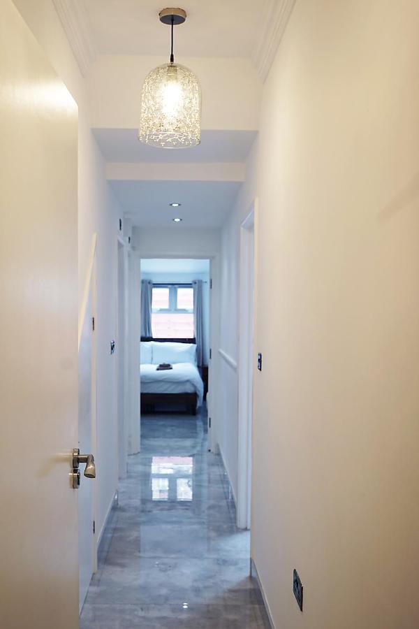 Luxury London Garden Home Sleep 7, 2 Mins To Metro Zewnętrze zdjęcie
