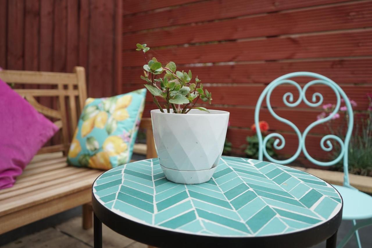 Luxury London Garden Home Sleep 7, 2 Mins To Metro Zewnętrze zdjęcie