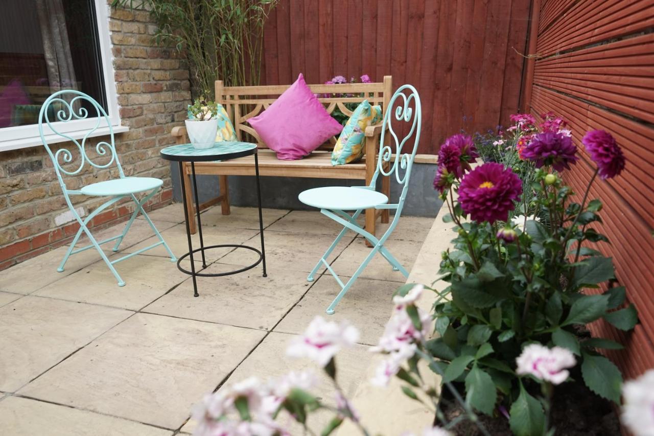 Luxury London Garden Home Sleep 7, 2 Mins To Metro Zewnętrze zdjęcie